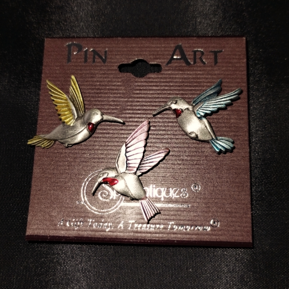 Hummingbird pins set of 3